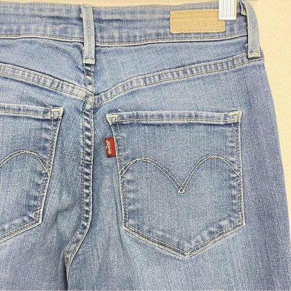Levi’s Bold Curve Classic Rise Slim Leg Jeans Size 6 - Picture 4 of 6
